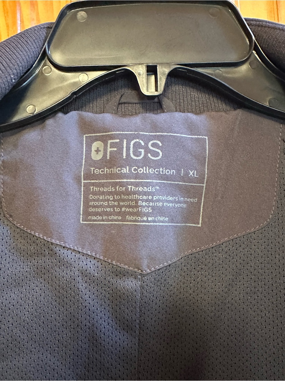 Figs Technical Collection Scrub Jacket - Picture 3 of 7